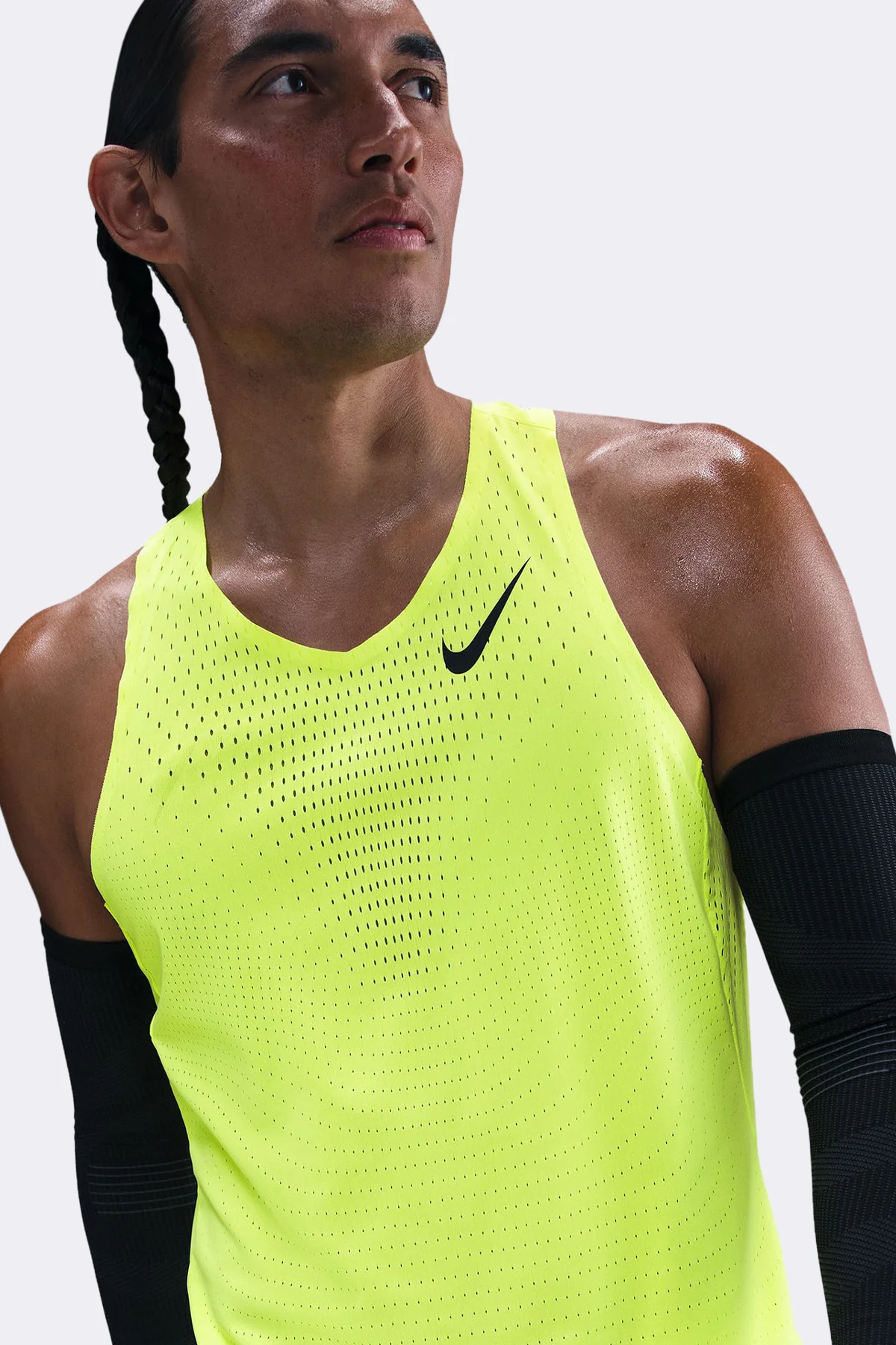 Nike Aeroswift Singlet - Image 3