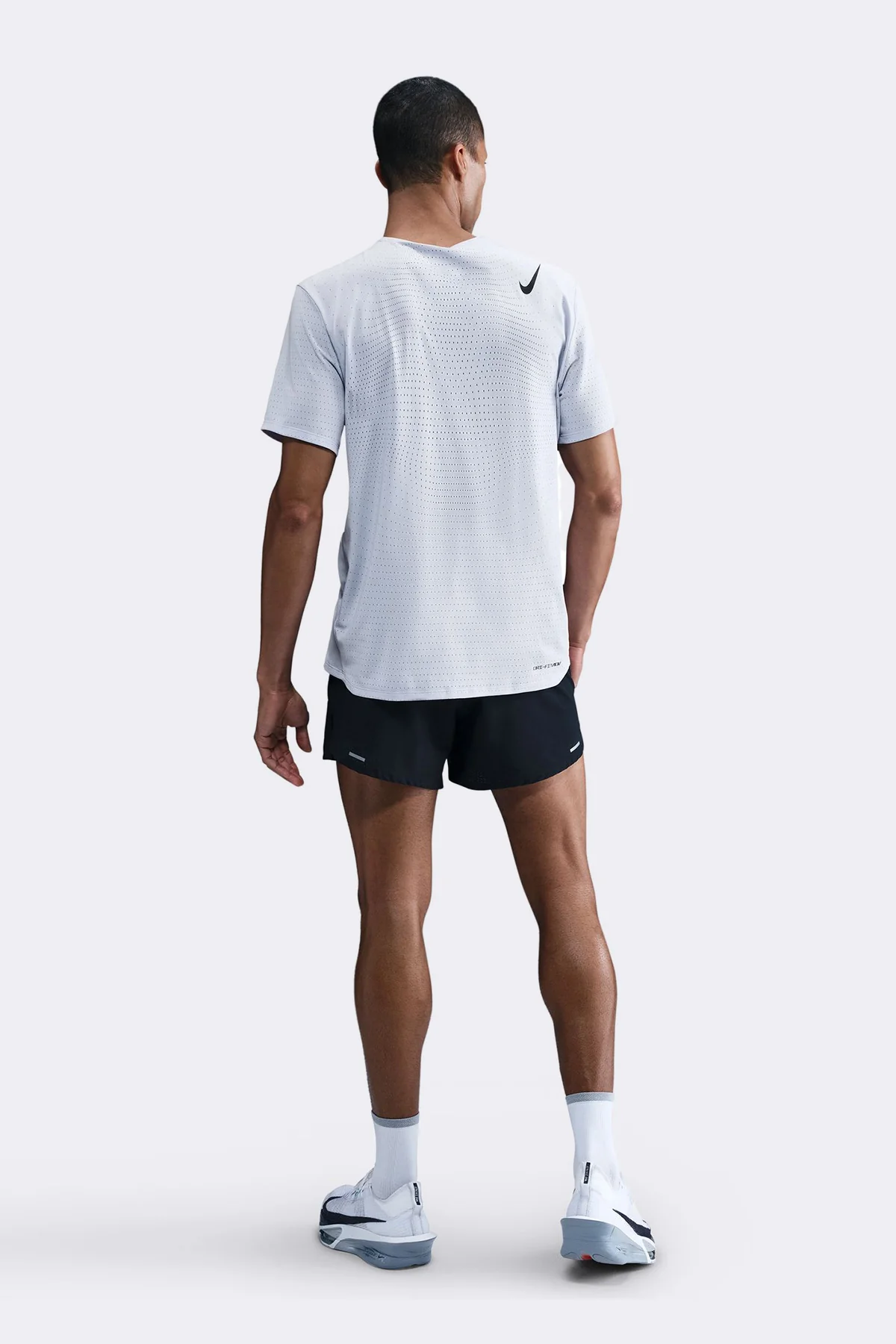 Nike Aeroswift Tee - Image 2