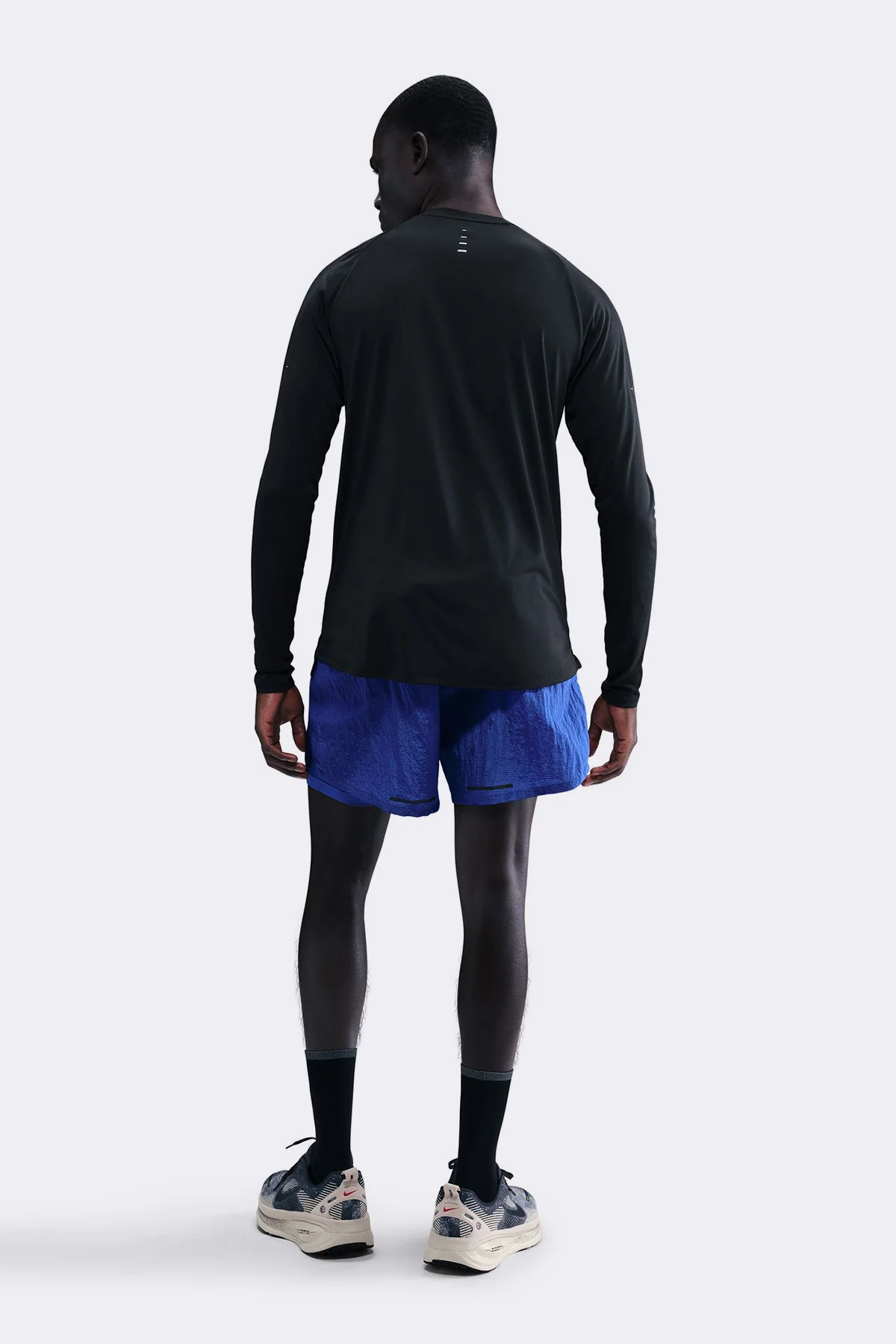 Nike Stride Long Sleeve Top - Image 2