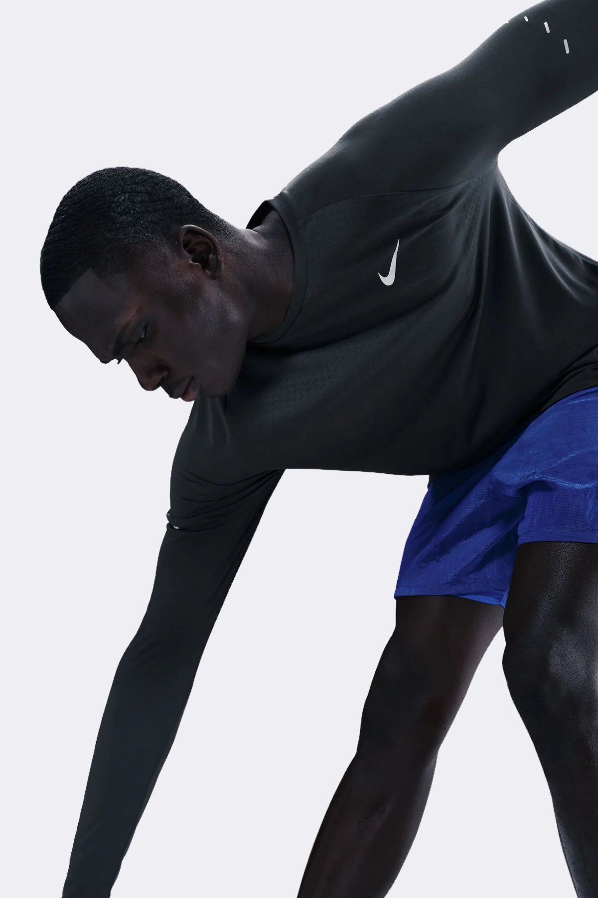 Nike Stride Long Sleeve Top - Image 5