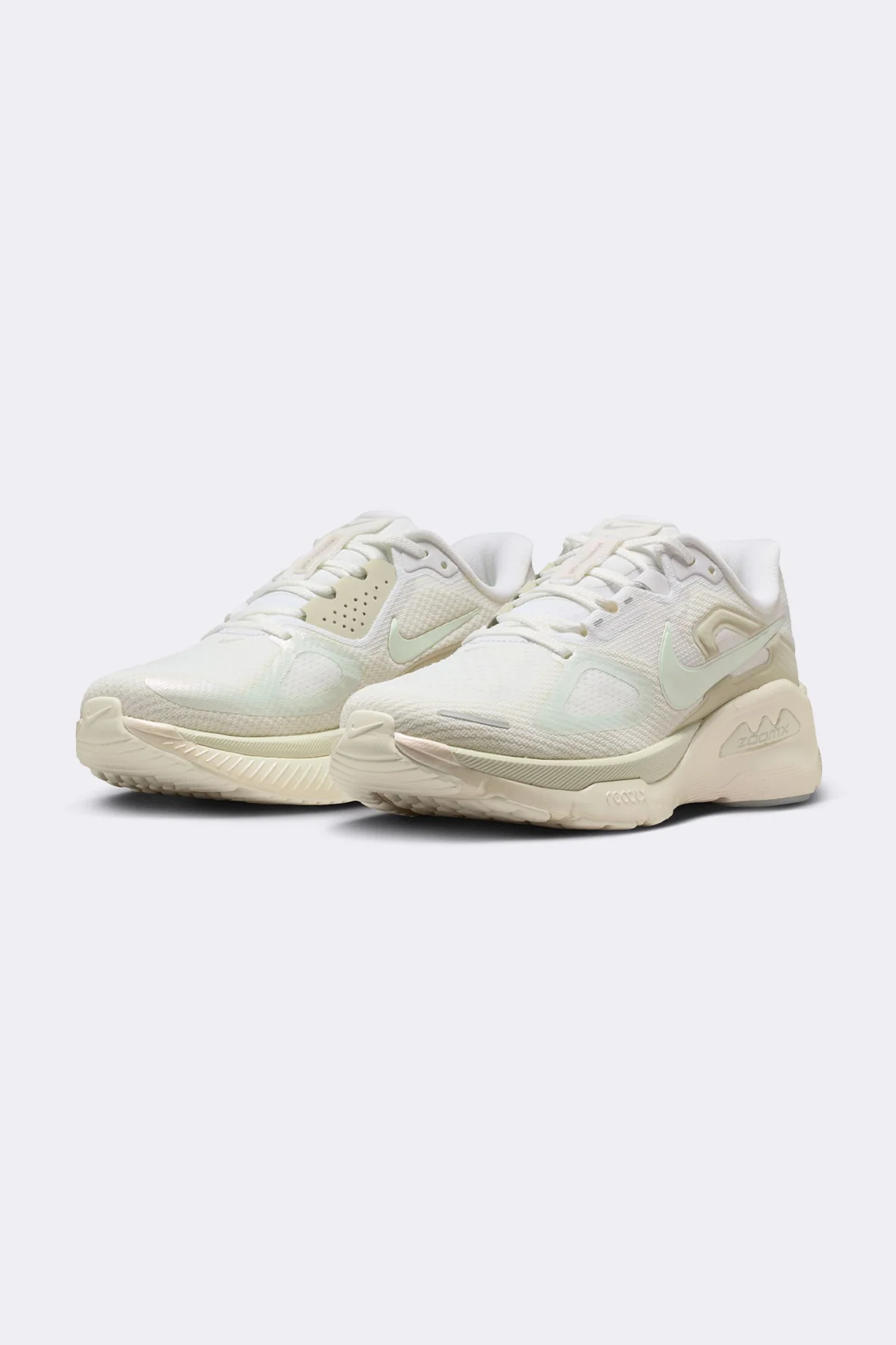 Nike Structure Plus - Image 2