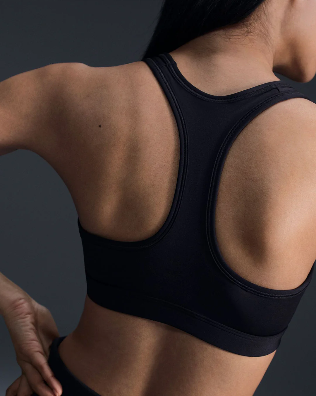 Nike Swoosh Medium Support Bra - Image 4