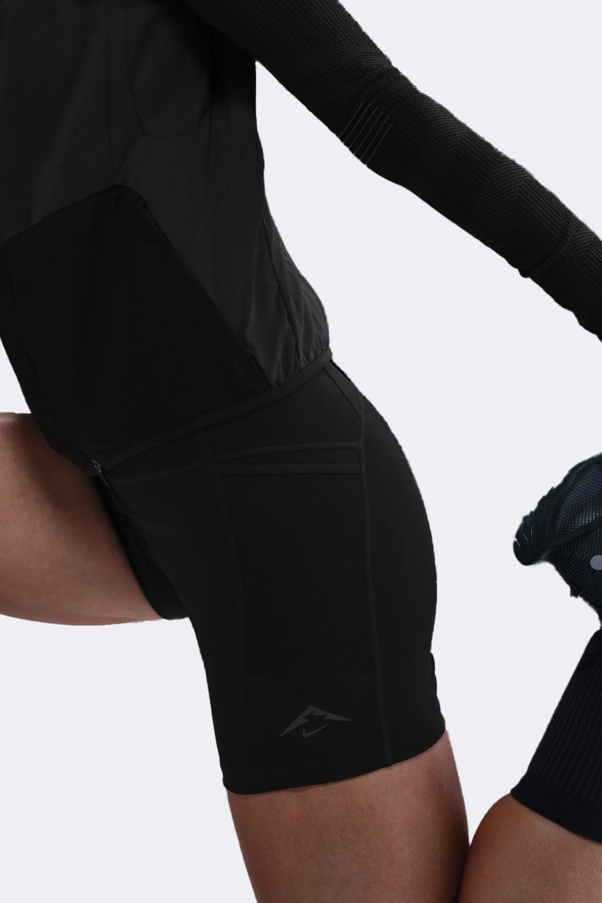 Nike Trail High Rise 4 inch Shorts - Image 8