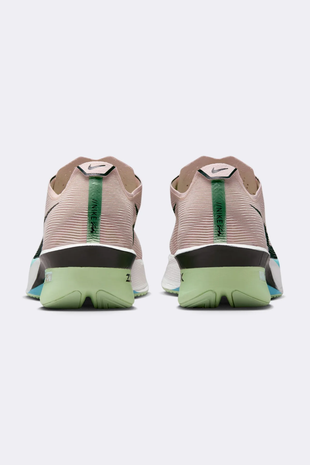 Nike Vaporfly 4 - Image 9