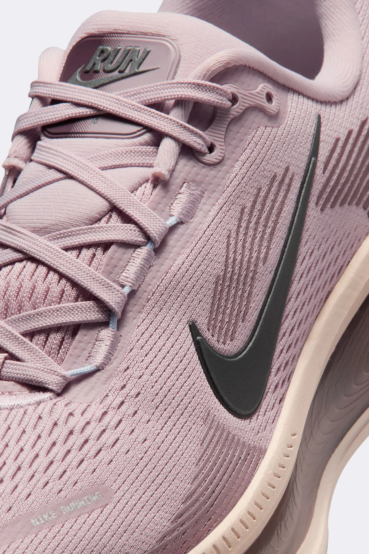 Nike Vomero 18 - Image 6