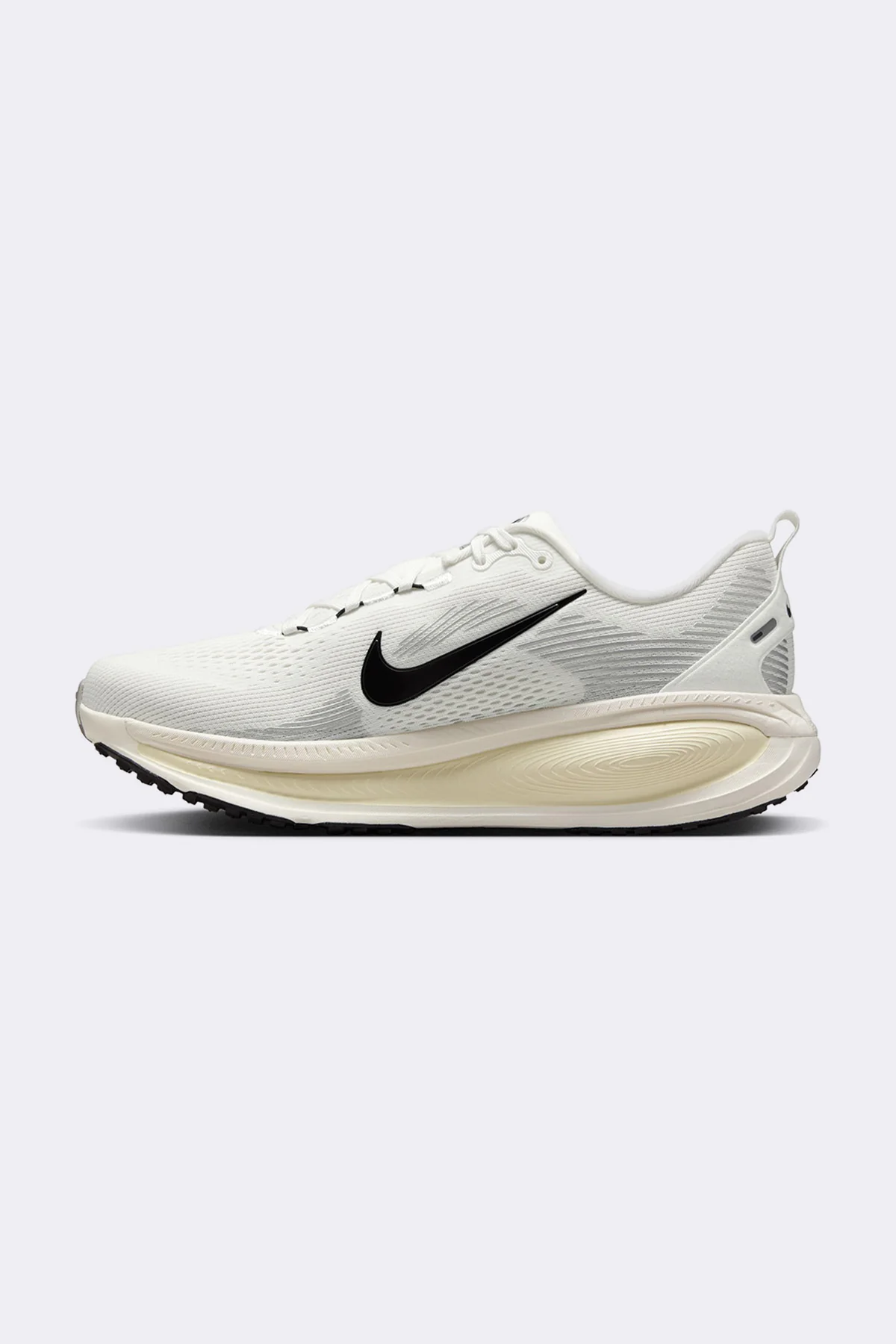 Nike Women's Vomero 18 - Image 3