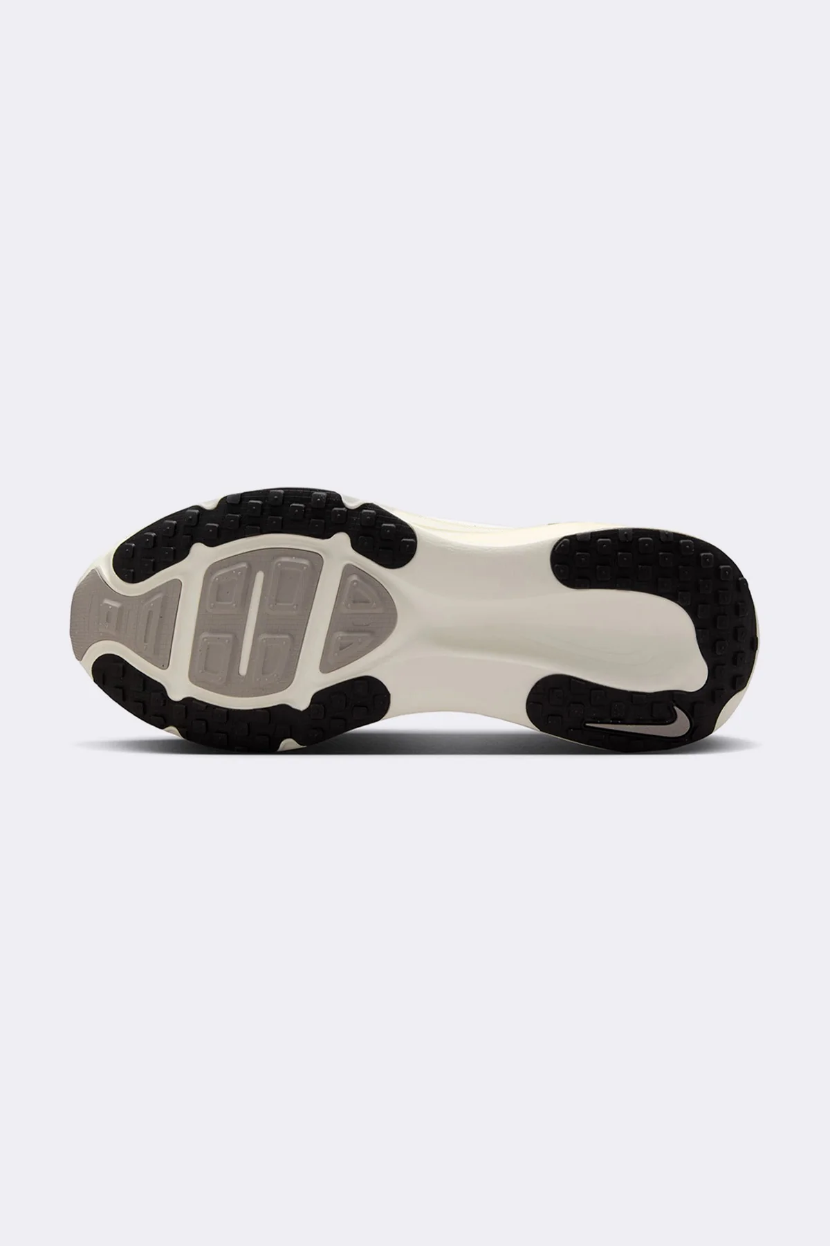 Nike Women's Vomero 18 - Image 6