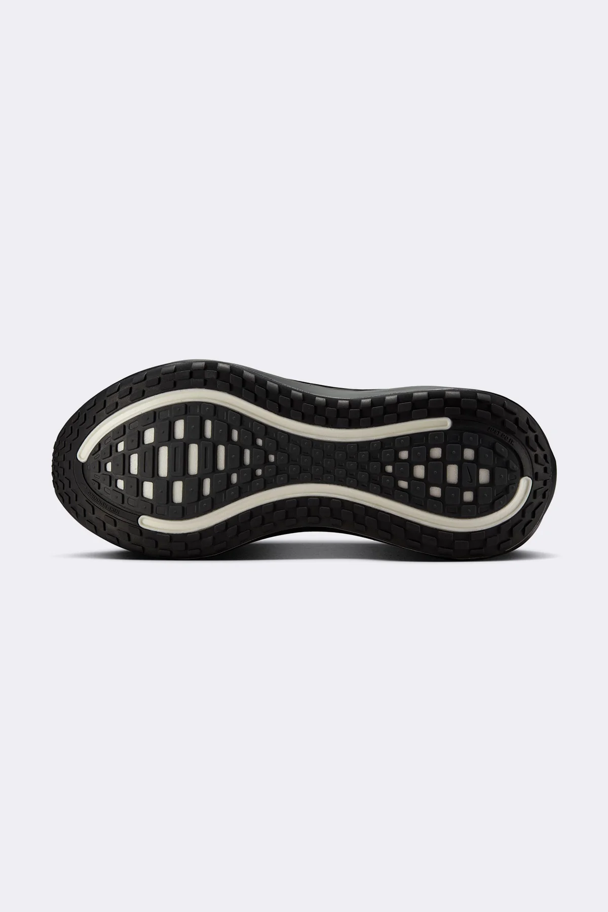 Nike Vomero Plus - Image 10