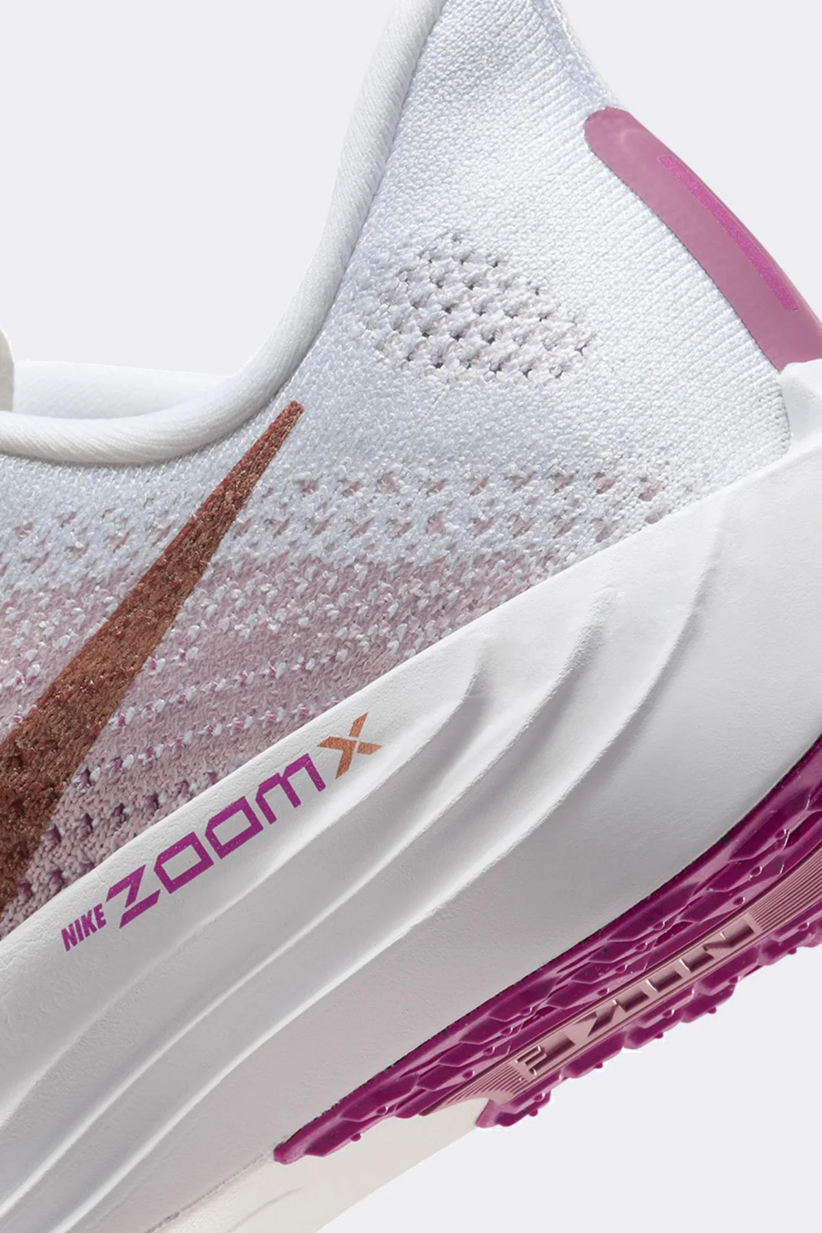 Nike Womens Pegasus Plus - Image 4